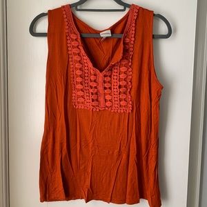 Size XL Merona rust lace top